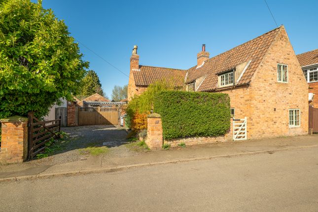 4-bed house on 12, Main Street, Newark, £695,000