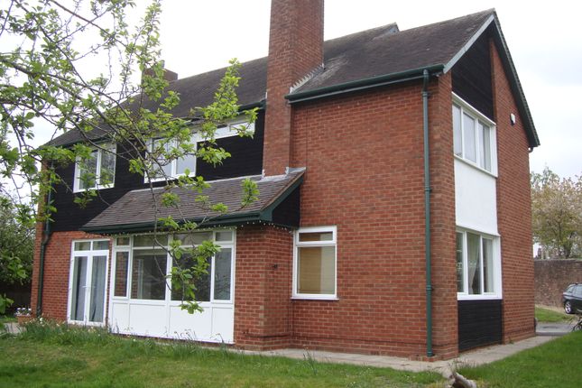 Thumbnail Detached house to rent in Church Hill, Brierley Hill
