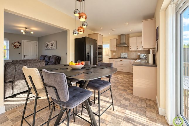 7 Spinning Mill Close, Accrington photo 2