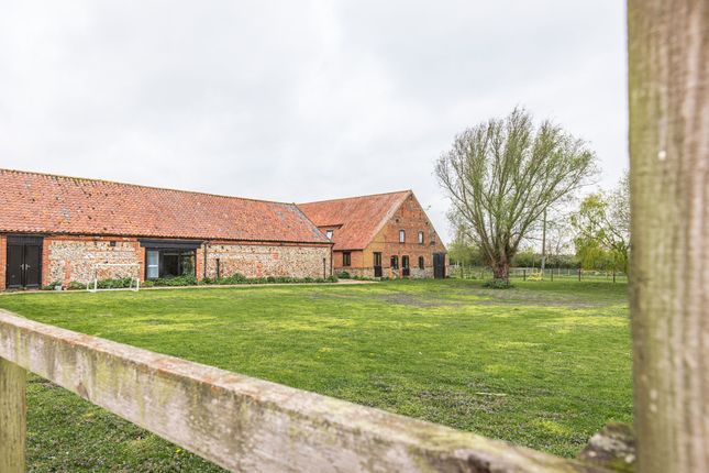 North Barn, Fakenham photo 4