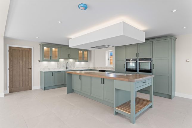 Living/Dining Kitchen