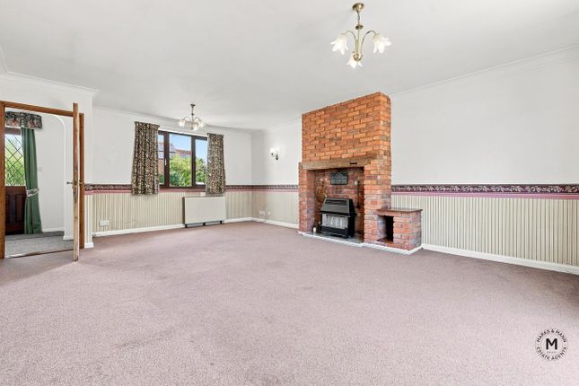 Meadowside, Workshop Lane, Nacton, Ipswich photo 3