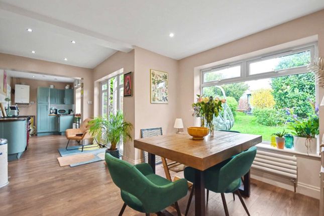 24, Upper Hale Road, Surrey photo 4