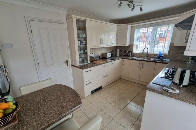 Kitchen- Breakfast Room