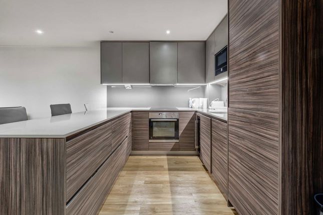Flat 36, Carvell House, 22, Aerodrome Road, London photo 4