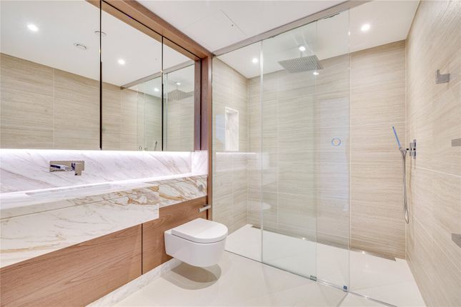 Flat for sale in Hamilton House, Fulham Reach