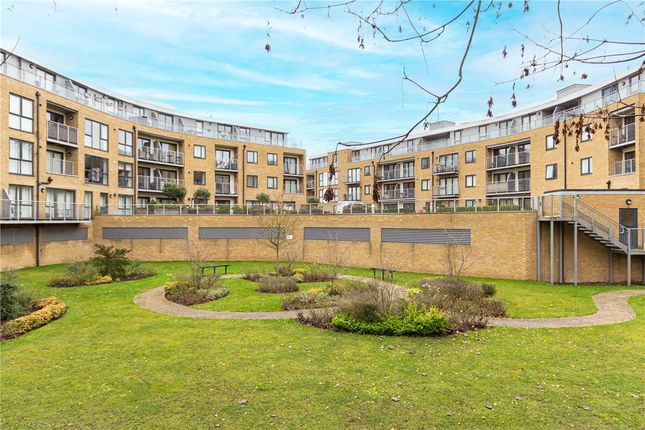 Flat for sale in Smeaton Court, Hertford, Hertfordshire