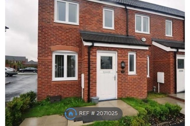 Thumbnail End terrace house to rent in Draybank Road, Altrincham