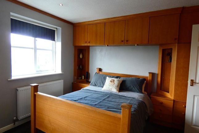 45, The Meadows, Dunswell, Hull photo 5