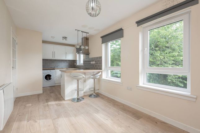 6F, Stoneyhill Place, Musselburgh photo 2