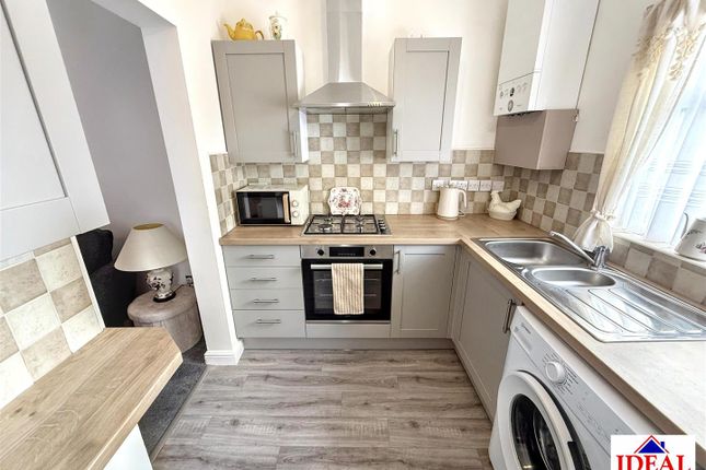 9, Victor Street, Carcroft, Doncaster photo 4