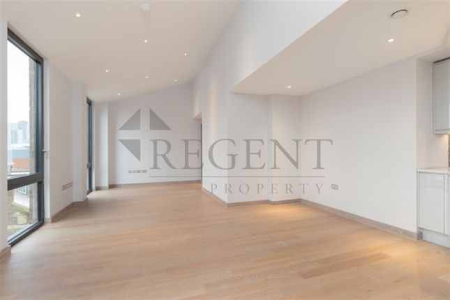 2, X - 16, Drapers Yard, London photo 4