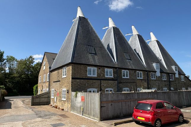 Flat 14 The Oast House, London Road, Teynham photo 2