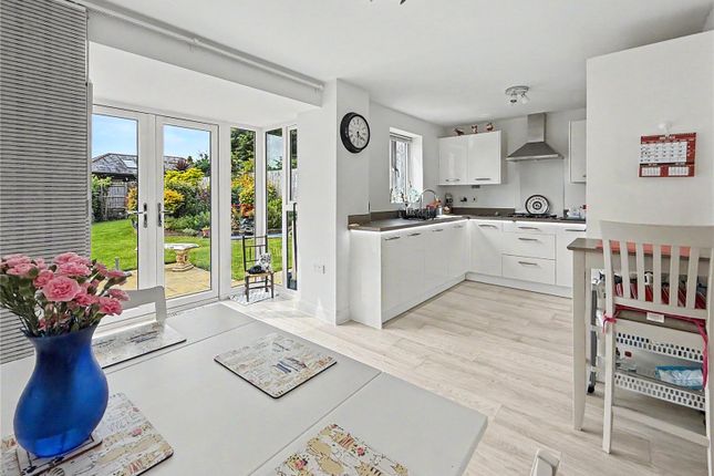 23, Kerswell Close, Devon photo 3