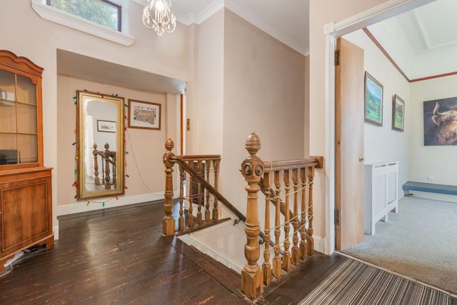 3 Ladyton Croft, Croft Street, Bonhill photo 4