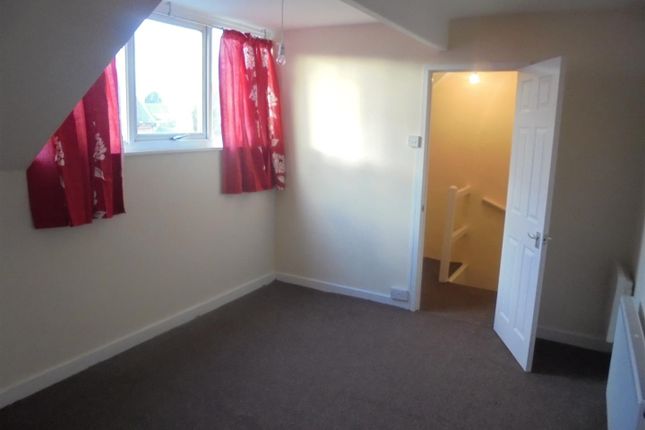 Thumbnail Terraced house for sale in Westbourne Place, Beeston, Leeds
