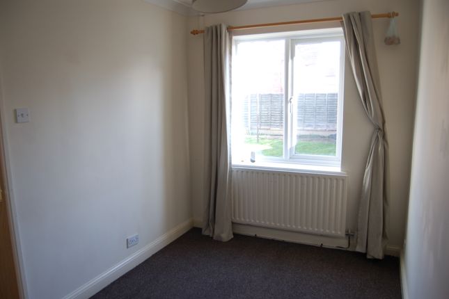 18, Canterbury Drive, Sleaford photo 5