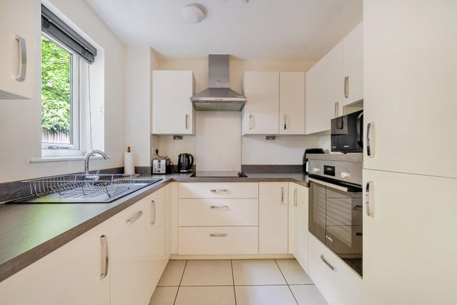 Kennet Lodge, 5 Shackleton Bungalows, Bath Road, Devizes photo 3