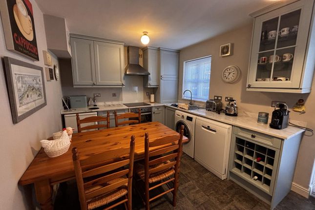 46, Woodside Avenue, Sedbergh photo 3