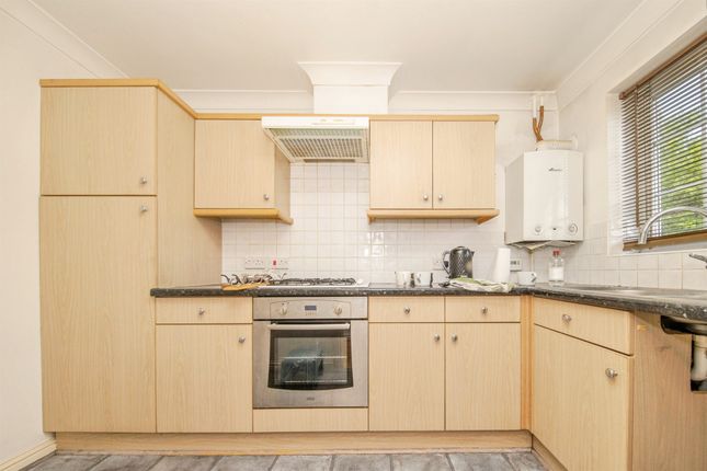9, Lagonda Drive, Ipswich photo 2