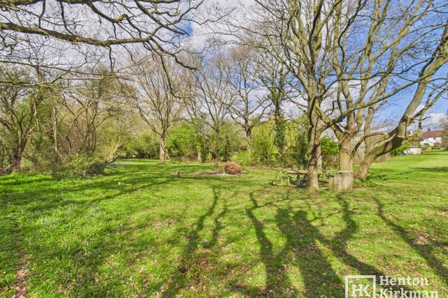 198, Noak Hill Road, Billericay photo 4