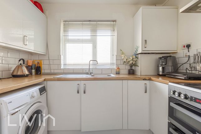 59 Johnson Road, Croydon photo 4