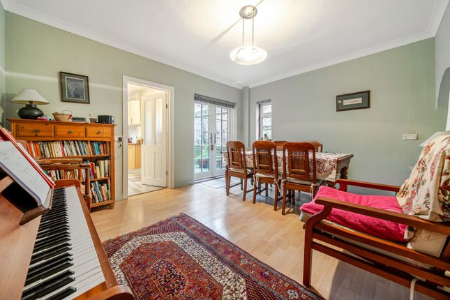 29, Foyle Road, London photo 4