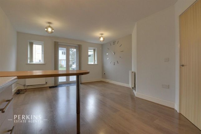 Corbins Lane, Harrow photo 4