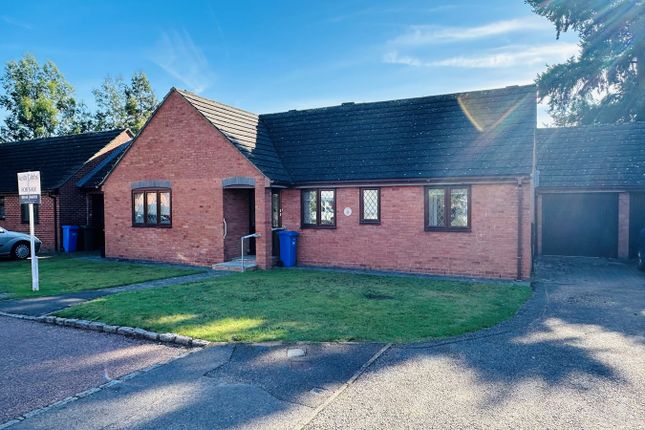 Thumbnail Bungalow for sale in Winch Close, Binfield