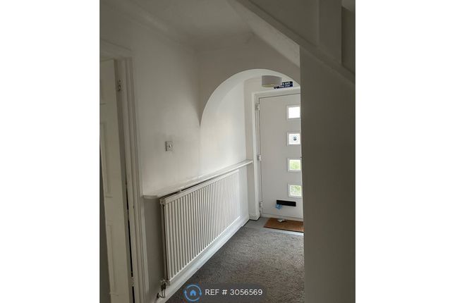 Meadow Grass Close, Stanway, Colchester photo 3