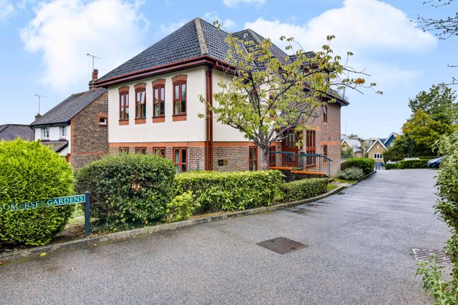 104, Somerset Road, Redhill photo 2