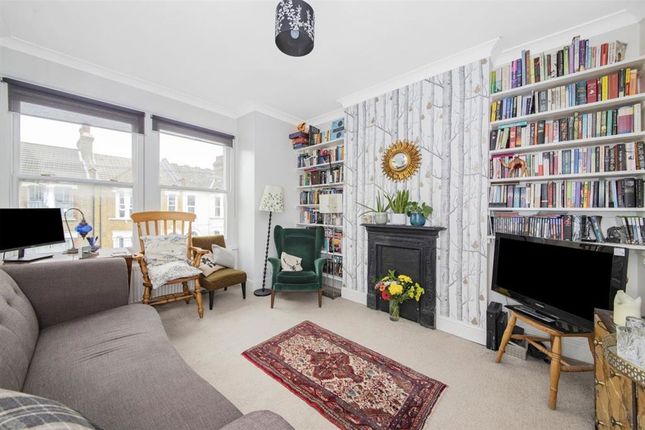 Upper Flat, 156, Leahurst Road, London photo 2