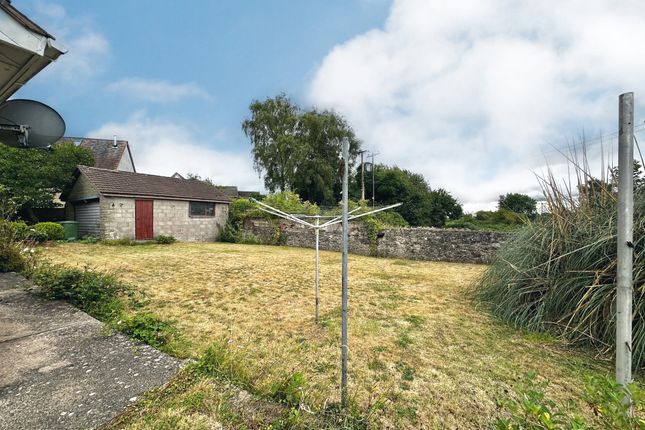 Jurovan, Lydney photo 4