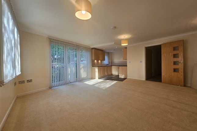 7 The Links, Parsonage Lane, Brighouse, Parsonage Lane, Brighouse, Brighouse photo 2