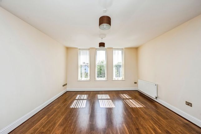 Flat 5, 60, Merrilocks Road, Merseyside photo 2