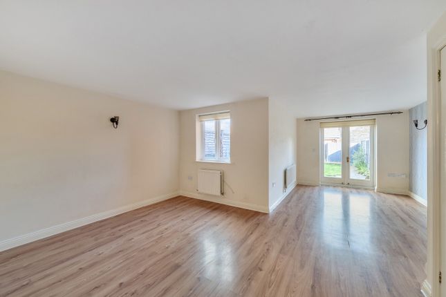 6, Carnival Close, Somerset photo 3