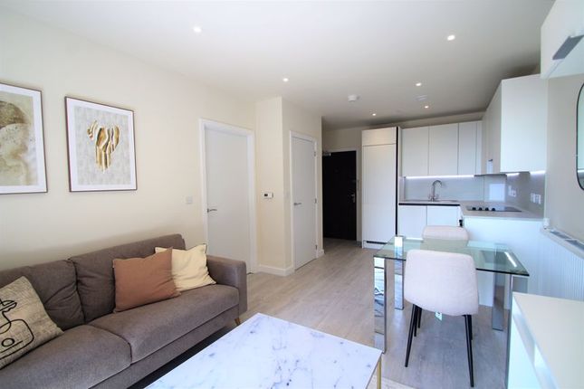 Flat 36, Taro Apartments, Eastman Village, Harrow photo 4