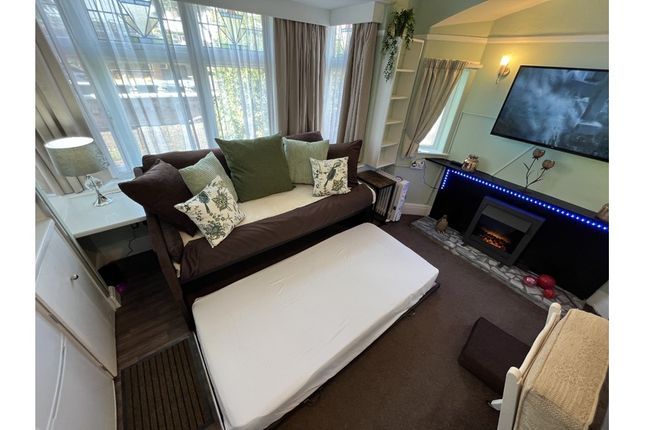 Flat 3, 99, Old Oak Road, Birmingham photo 4