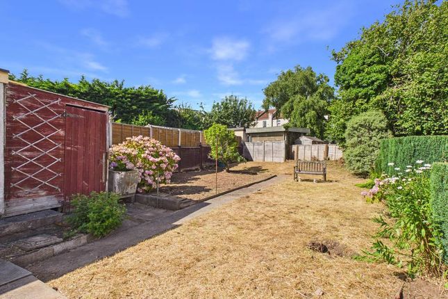 2, Lovelinch Gardens, Long Ashton photo 2