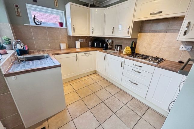 17, Aubourn Avenue, Lincoln photo 3