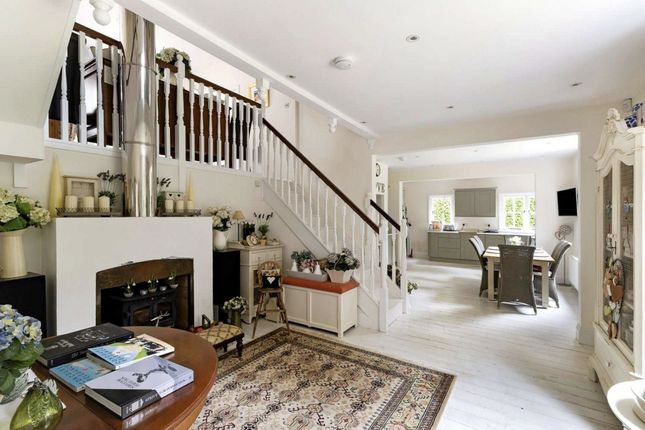 Rase Hill Cottage, Rasehill Close, Rickmansworth photo 3