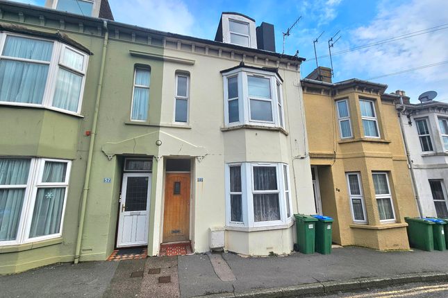 Flat for sale in South Road, Newhaven