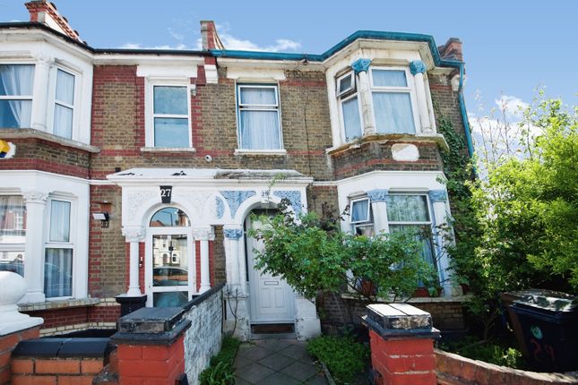 End terrace house for sale in Shrubland Road, Walthamstow, London