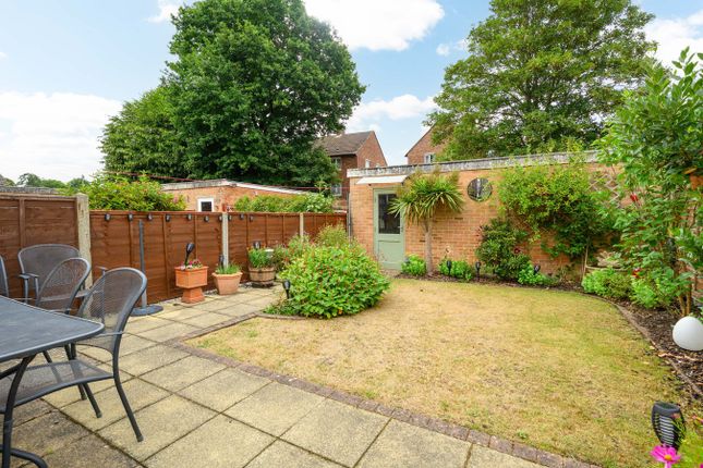 5, Egmont Road, Walton-on-Thames photo 3