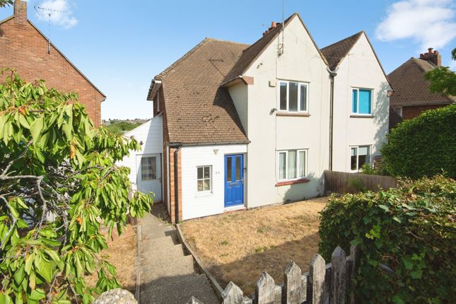 3-bed house on 25, Hillside Gardens, Braintree, £245,000