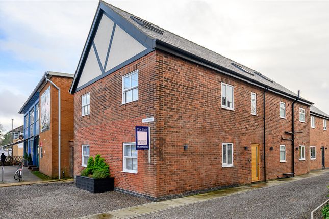 Flat 5, Maxwell House, Acomb Road, York photo 3