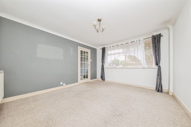 16, Arden Close, Colchester photo 4