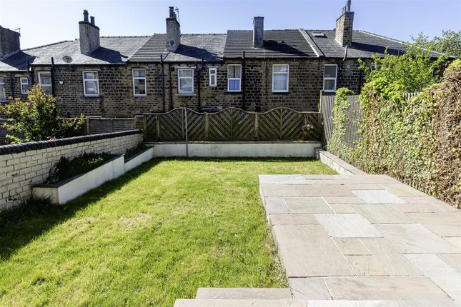 10, Clifton Road, Huddersfield photo 4