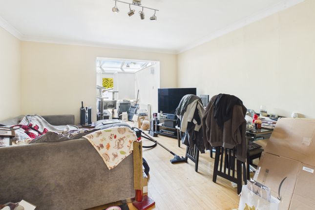 12, Berkeley Close, Bude photo 4