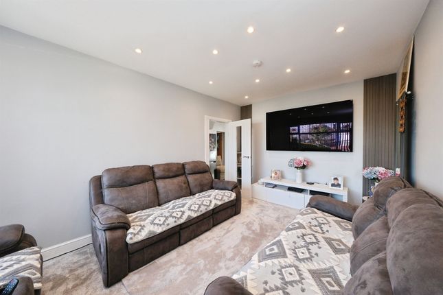 11, Swanbourne Place, Sheffield photo 4